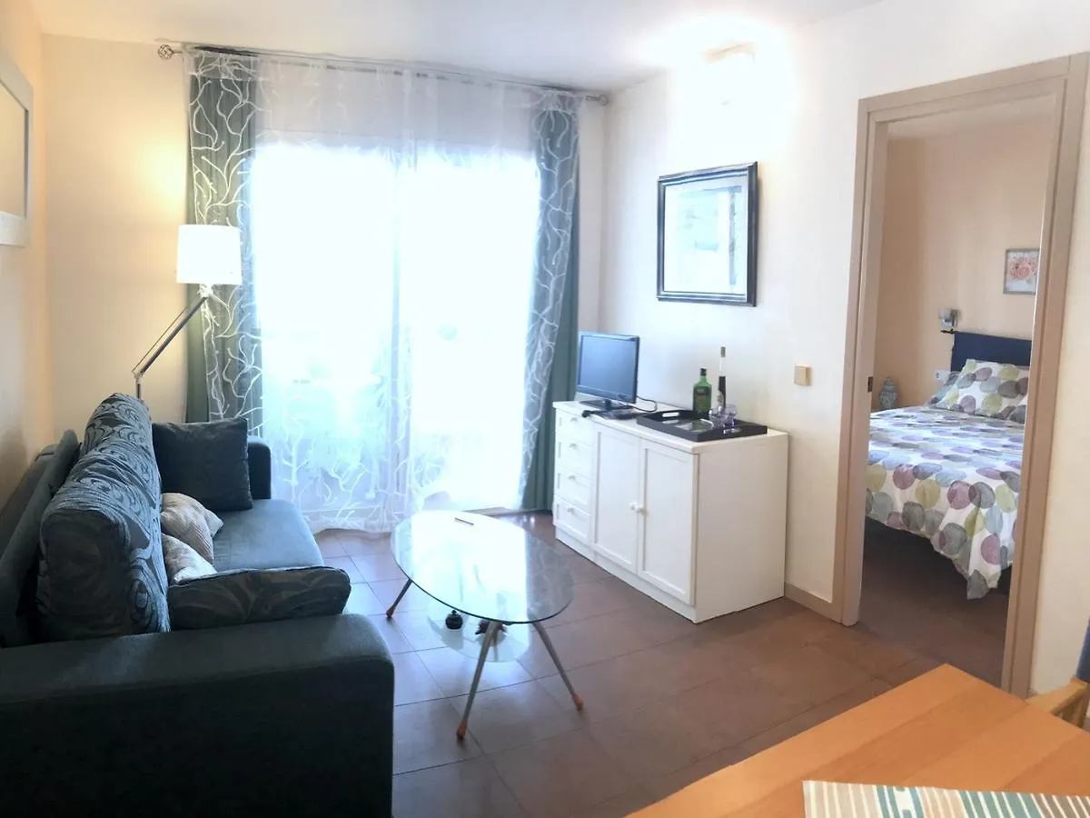 Royal Marine 1 6 Apartment Roses