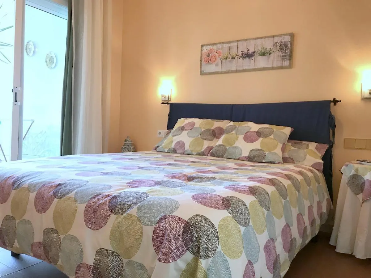 Royal Marine 1 6 Apartment Roses